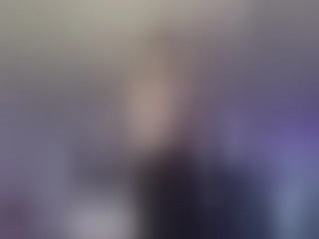 Live sex webcam photo for -MaybeBaby- #292560812