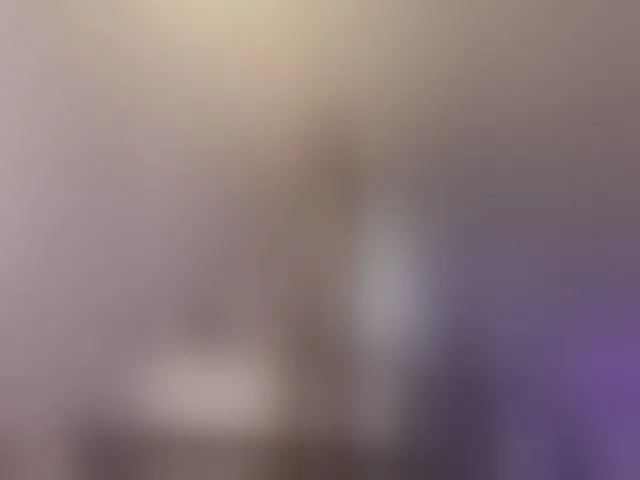 Live sex webcam photo for -MaybeBaby- #294041567