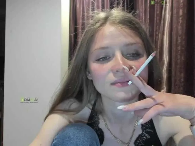 Live sex webcam photo for -Melissa- #273359867