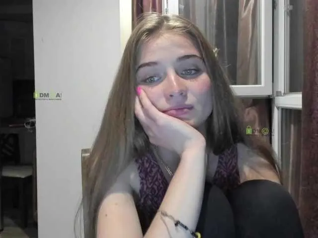 Live sex webcam photo for -Melissa- #273438949