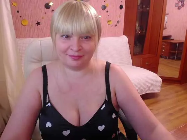 Live sex webcam photo for -MeowMeow- #291044941