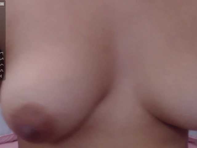 Live sex webcam photo for -Michelle23 #272360277