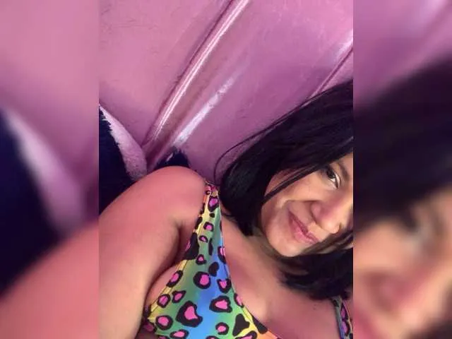 Live sex webcam photo for -Milaa- #276078472