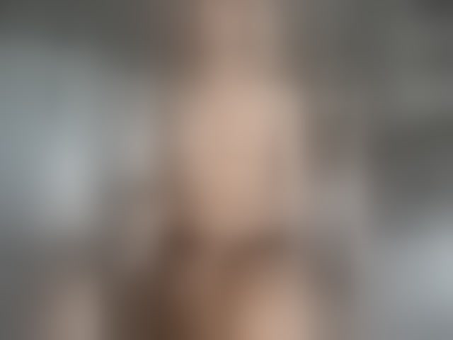 Live sex webcam photo for -Molly- #293547622
