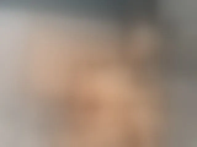 Live sex webcam photo for -Molly- #293811102
