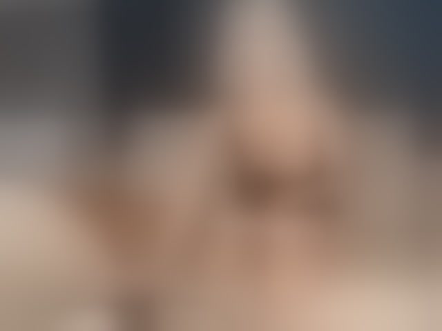 Live sex webcam photo for -Molly- #294007099