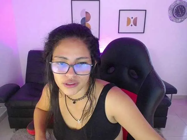 Live sex webcam photo for -Morgana- #272692149
