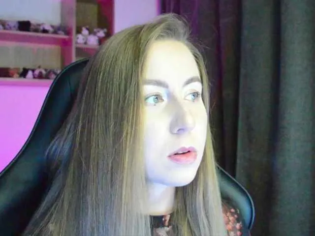 Live sex webcam photo for -Morra- #291825178