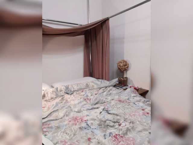 Live sex webcam photo for -My-Girl- #272587309