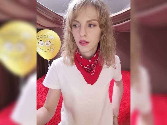 Live sex webcam photo for -My-Girl- #274271877