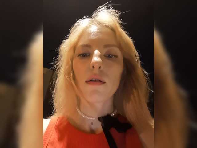 Live sex webcam photo for -My-Girl- #275871462
