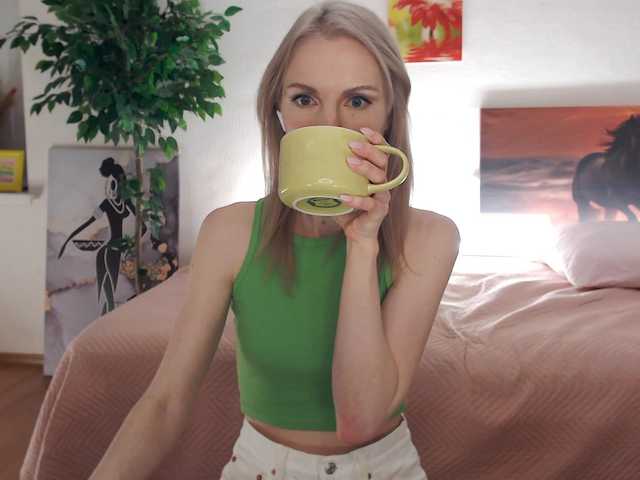 Live sex webcam photo for -My-Girl- #277493123