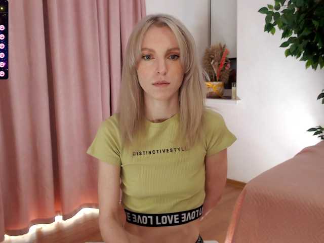 Live sex webcam photo for -My-Girl- #277826162