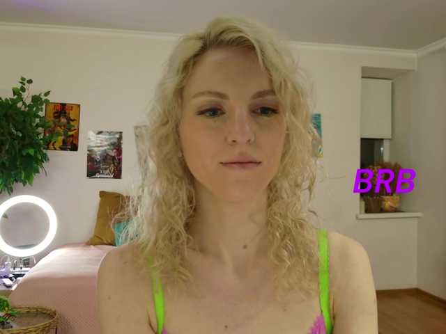 Live sex webcam photo for -My-Girl- #290671324