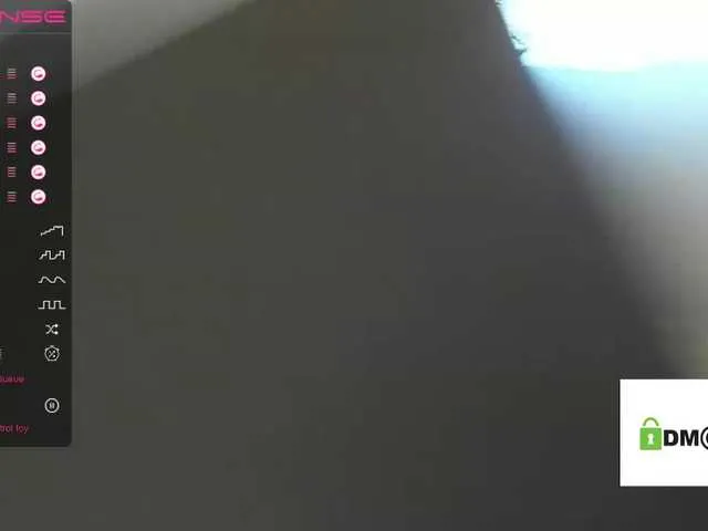 Live sex webcam photo for -Nensi- #275602183