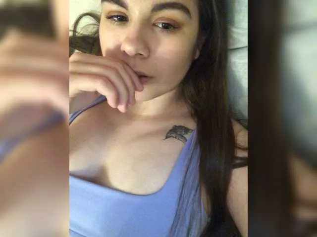 Live sex webcam photo for -Pink-Sativa- #273615215