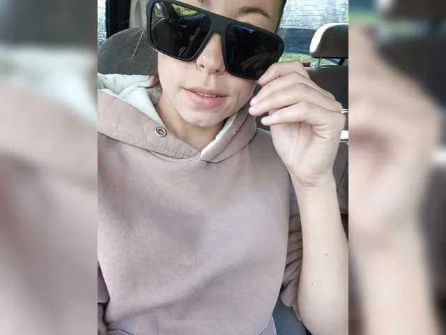 Live sex webcam photo for -Pypsiki- #276137245