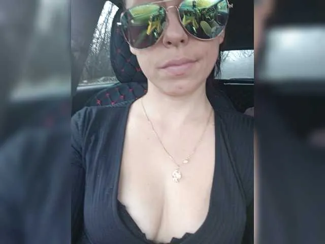Live sex webcam photo for -Pypsiki- #276652336