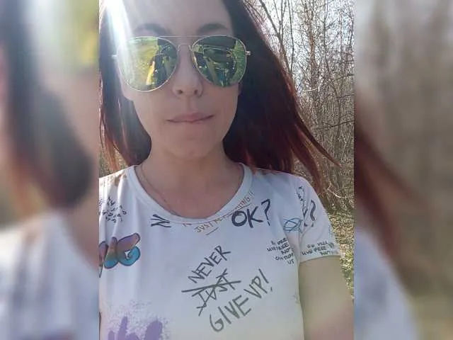 Live sex webcam photo for -Pypsiki- #277763730