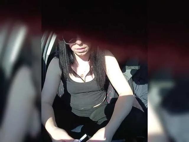 Live sex webcam photo for -Pypsiki- #290882135