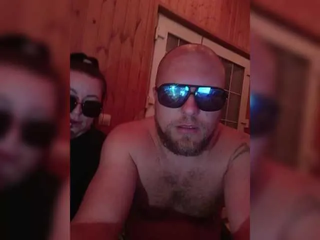 Live sex webcam photo for -Pypsiki- #292151584