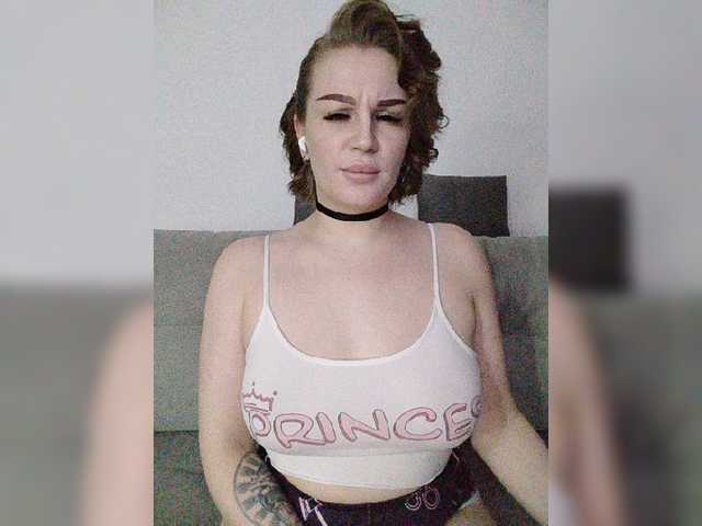 Live sex webcam photo for -Quasarrr- #276407837