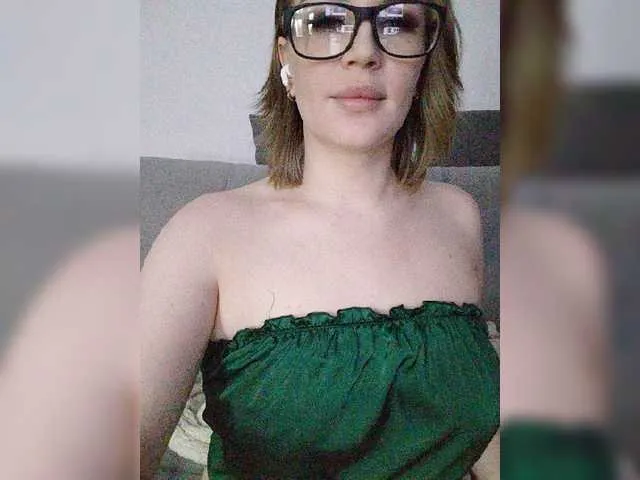 Live sex webcam photo for -Quasarrr- #276779323