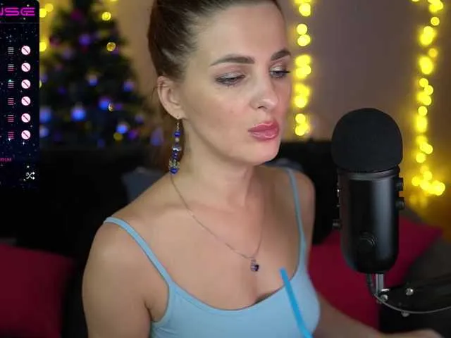 Live sex webcam photo for -Queen-Maria- #272177583