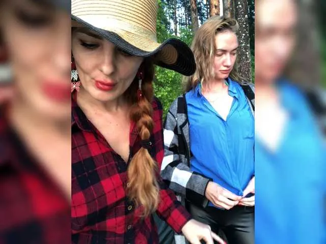 Live sex webcam photo for -Queen-Maria- #274013623