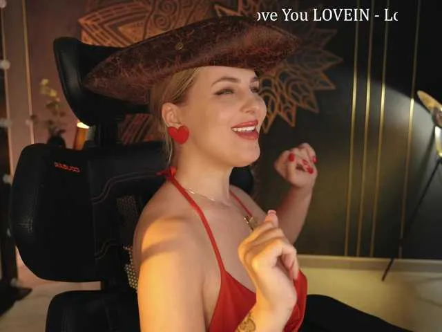 Live sex webcam photo for -Queen-Maria- #291253711