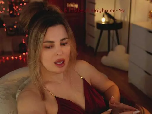 Live sex webcam photo for -Queen-Maria- #292234533