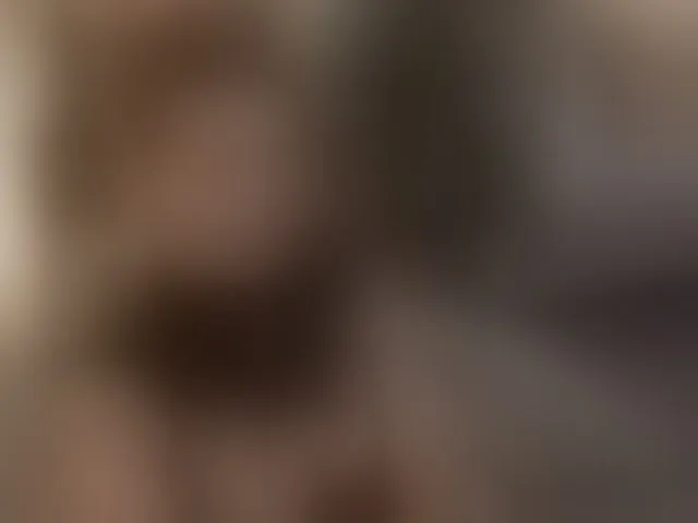 Live sex webcam photo for -Queen-Maria- #293836591
