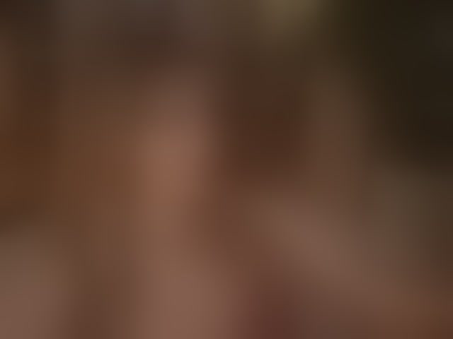 Live sex webcam photo for -Queen-Maria- #294246099