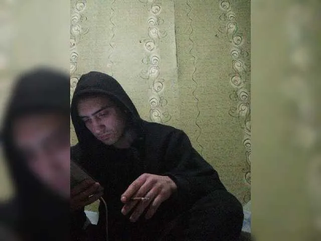 Live sex webcam photo for -RUS- #277726560