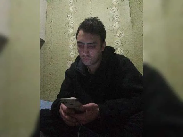 Live sex webcam photo for -RUS- #277732842