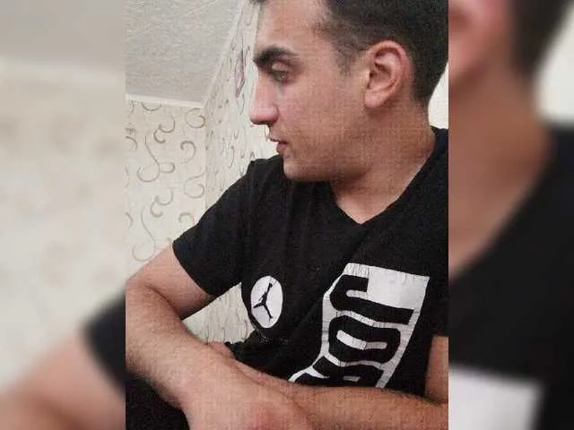 Live sex webcam photo for -RUS- #278202646