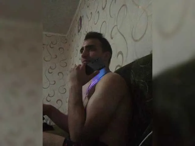 Live sex webcam photo for -RUS- #278248416