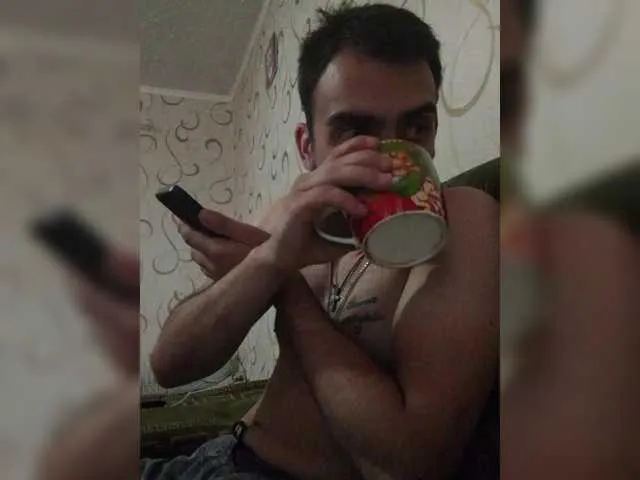 Live sex webcam photo for -RUS- #278258361