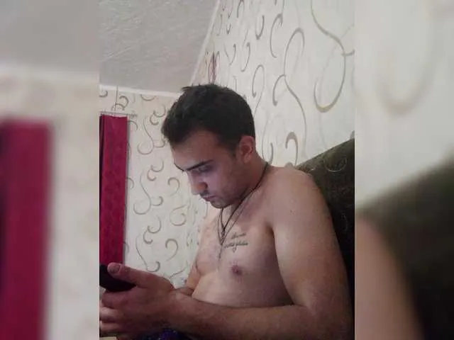 Live sex webcam photo for -RUS- #278297377