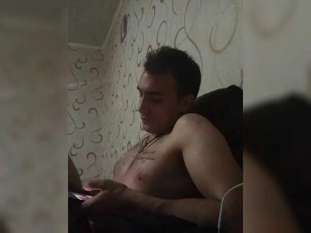 Live sex webcam photo for -RUS- #282036883