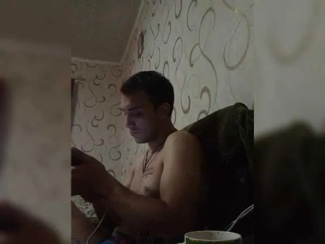 Live sex webcam photo for -RUS- #288228819