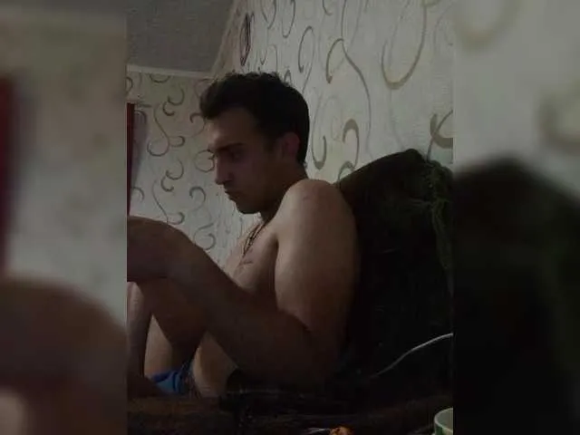 Live sex webcam photo for -RUS- #288335666