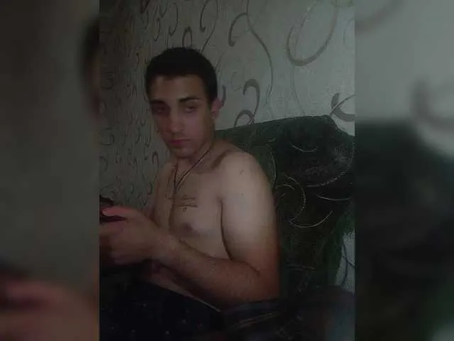 Live sex webcam photo for -RUS- #288616457