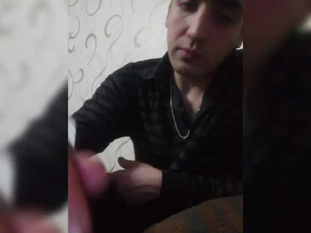 Live sex webcam photo for -RUS- #290348612