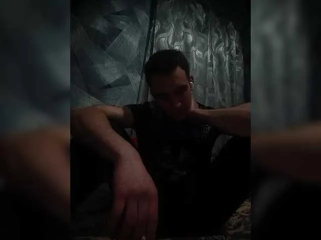 Live sex webcam photo for -RUS- #290759428