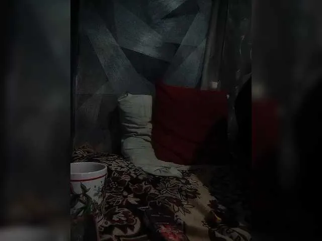 Live sex webcam photo for -RUS- #290915809