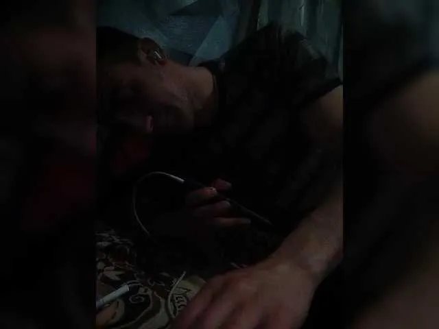 Live sex webcam photo for -RUS- #290921094