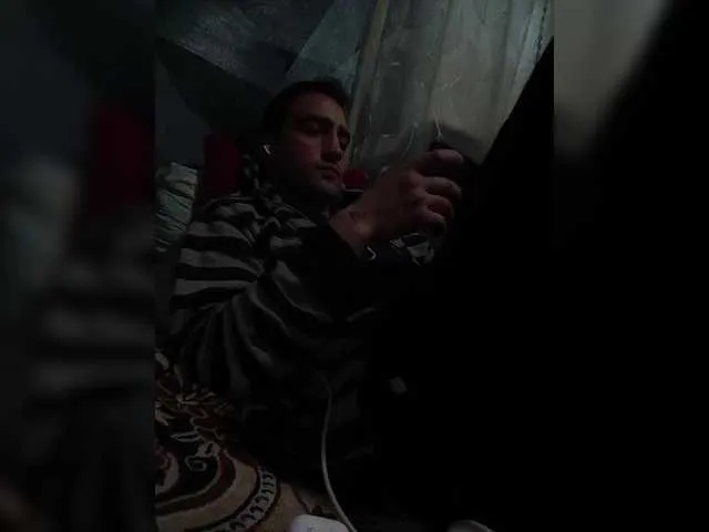 Live sex webcam photo for -RUS- #290964665