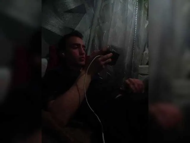 Live sex webcam photo for -RUS- #291002719