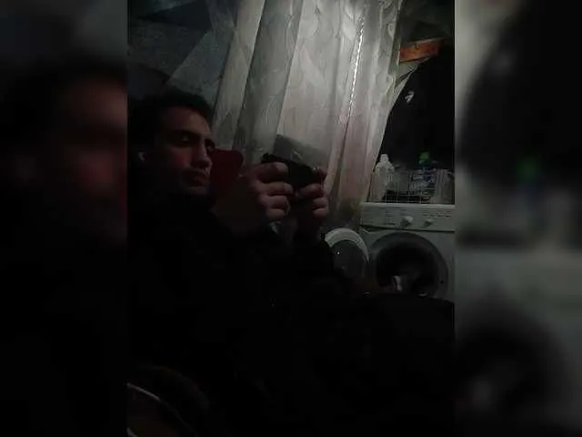 Live sex webcam photo for -RUS- #291036016